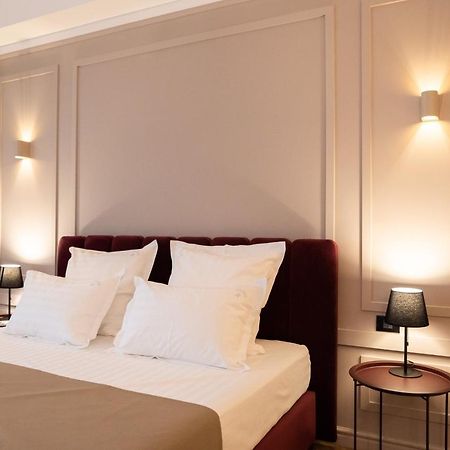 Alnis Boutique Villa คอนสตันซา ภายนอก รูปภาพ