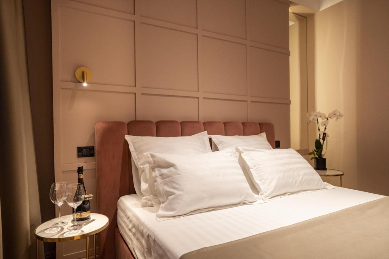 Alnis Boutique Villa คอนสตันซา ภายนอก รูปภาพ