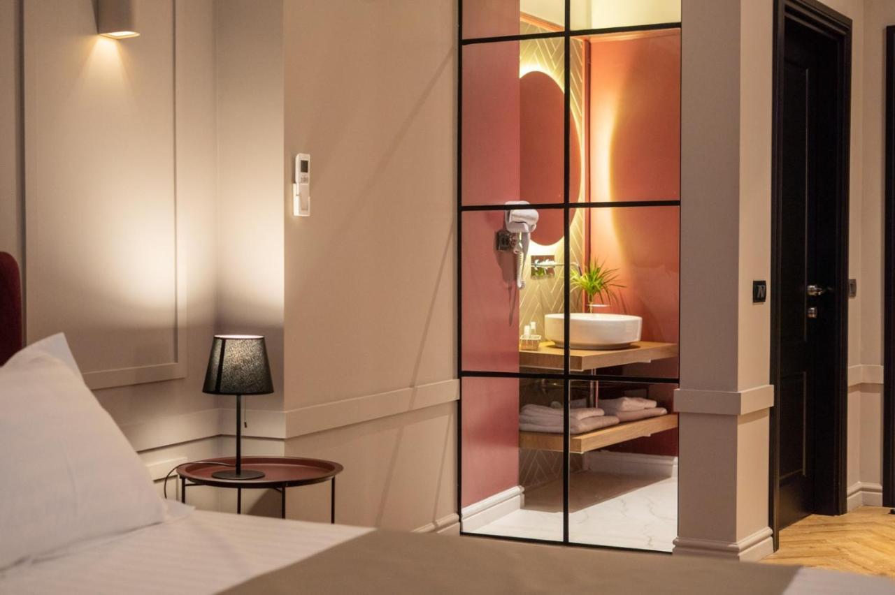 Alnis Boutique Villa คอนสตันซา ภายนอก รูปภาพ
